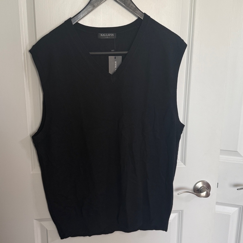 Women's Black Muscle Tee